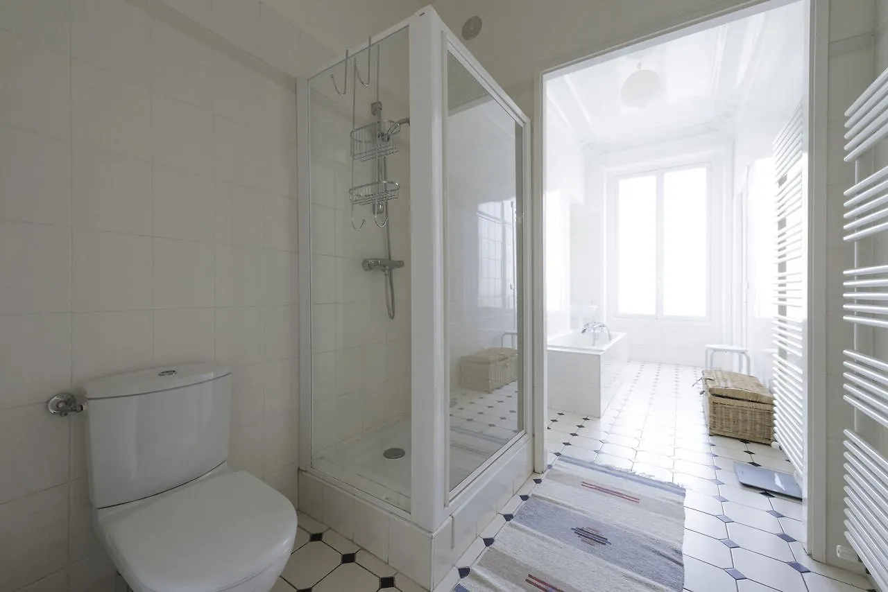 Veeve - Champs-elysees Hideaway Appartement *